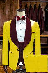 Fashion Yellow Velvet Lapel Wedding Groom Suits with One-Button