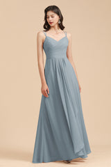 Superbes robes de demoiselle d'honneur trapèze à bretelles spaghetti sans manches et longueur au sol en mousseline