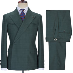 Glamorous Dark Green Peaked Lapel Wedding Suits with Ruffles