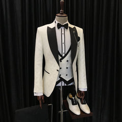 New Arrival White Jacquard Alvin Three-Piece Wedding Suits with Black Peaked-Lapels