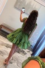 A-Line Kelly Green Short Homecoming Dress/Mini Dress with Bow