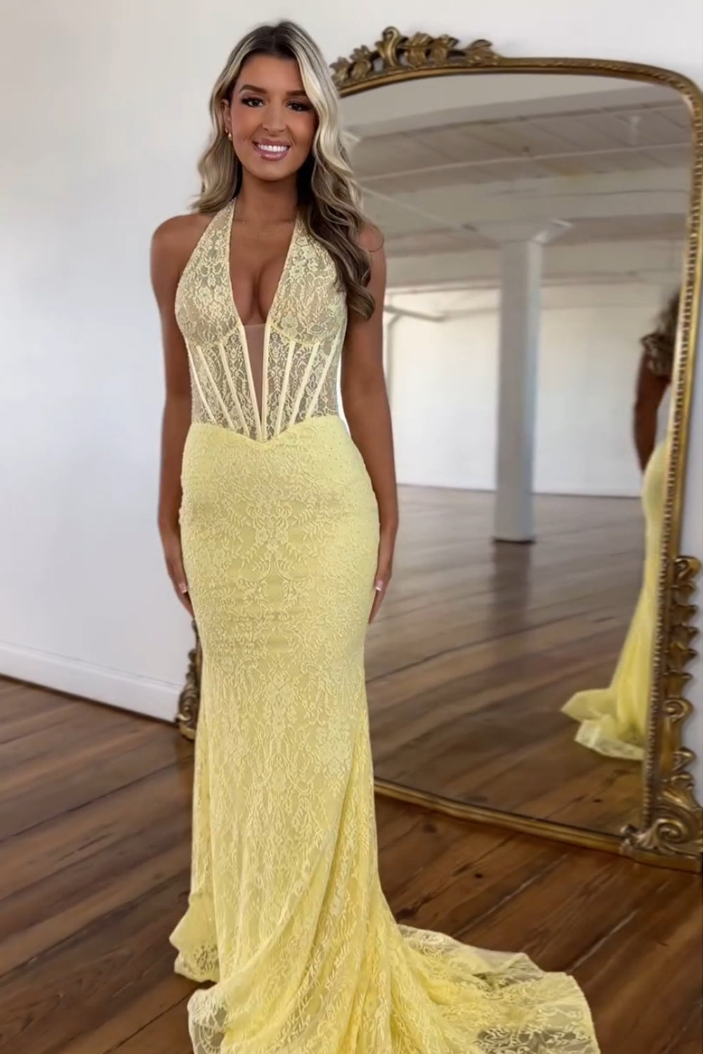 Long Mermaid Prom Dress with Yellow Lace Halter Neck Corset