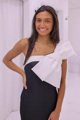 Long Black Satin Prom Dress with One Shoulder and White Bow in Mermaid Style