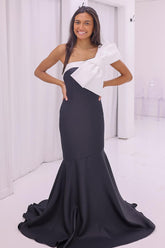 Long Black Satin Prom Dress with One Shoulder and White Bow in Mermaid Style