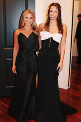 Elegant Black Sweetheart Mermaid Prom Gown in Satin with Bow