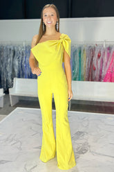 Elegant Yellow Satin Prom Jumpsuit Featuring a Single Shoulder and Bow