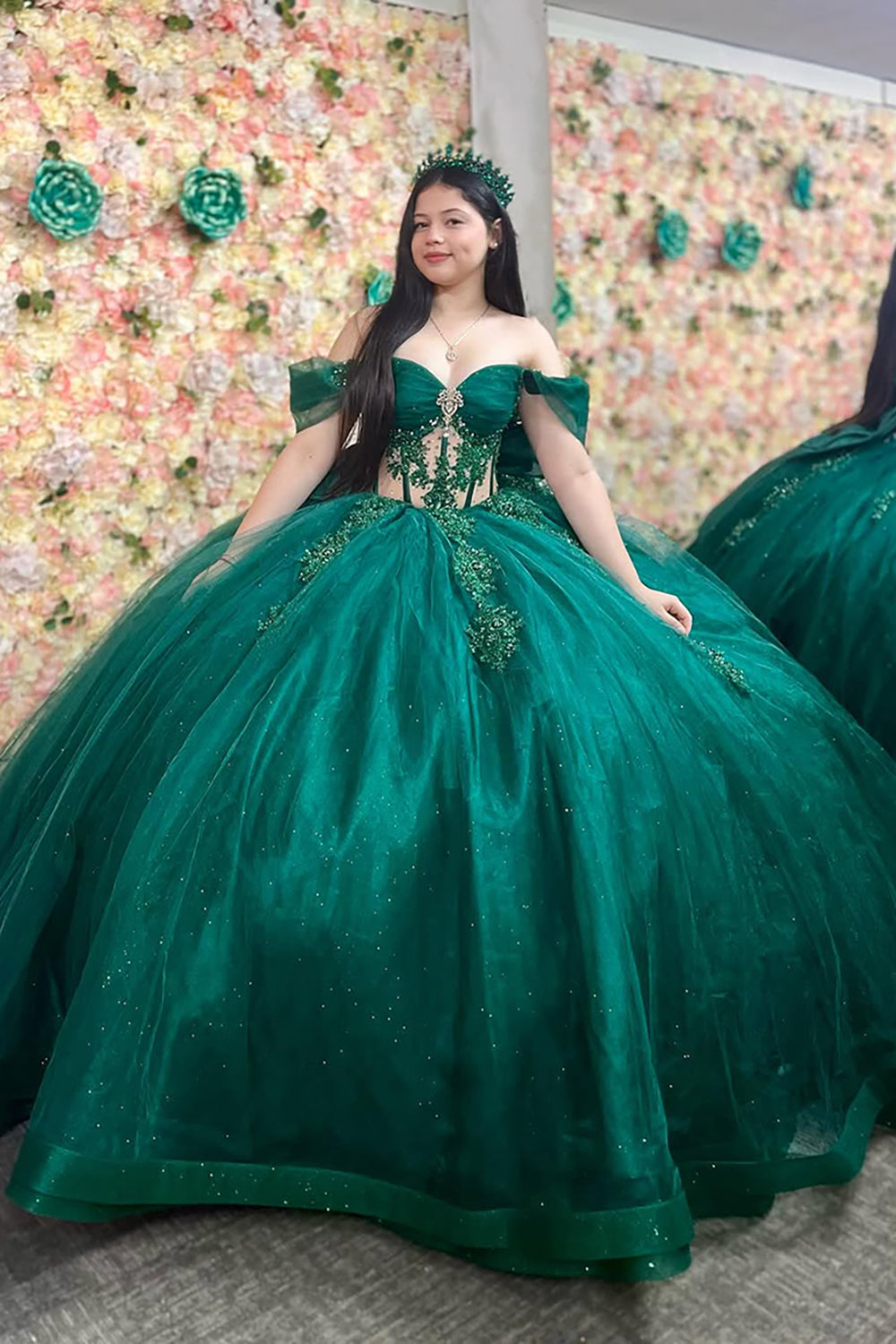 Off-the-Shoulder Sparkly Pine Applique Princess Tulle Dress with Train for Quinceanera