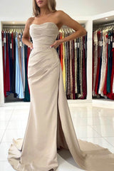 Elegant Strapless Evening Dress With Split Mermaid