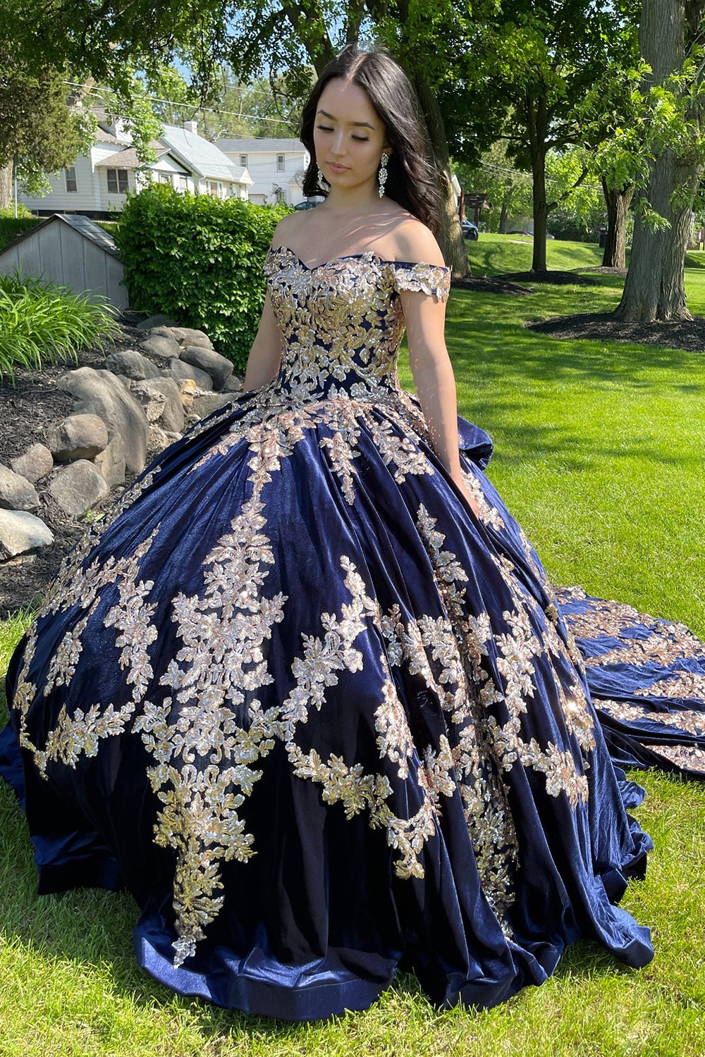 Off-the-Shoulder Quinceanera Ball Gown in Navy with Appliques