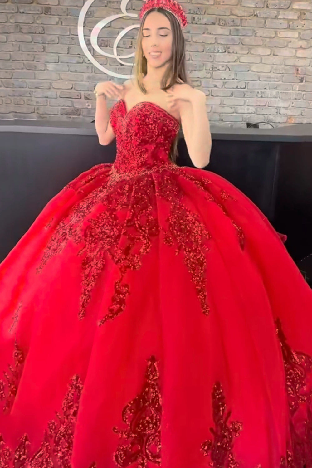 Sweetheart Ball Gown Quinceanera Dress in Red with Corset and Appliques