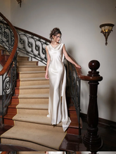 Charming V Neck Sleeveless Long Mermaid Formal Dress With Pleated