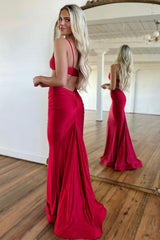 Stylish Red Long Prom Dress with Mermaid Silhouette and Keyhole Detail