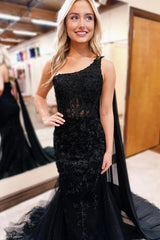 Long Black Corset Prom Dress in Tulle with One Shoulder Cape and Appliques