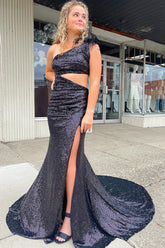 Black Sequined Long Prom Dress with Mermaid Cut and One-Shoulder Design