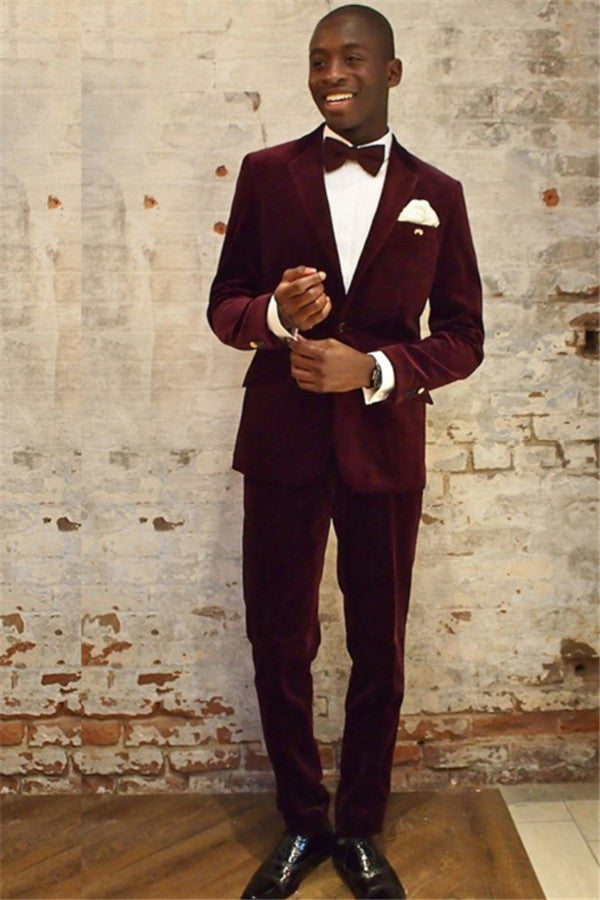Classic Velvet Wine Red Party Bespoke Prom Suit for Guys with Notched Lapel