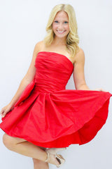 A-Line Green Strapless Satin Short Homecoming Dress/Mini Dress with Bowknot
