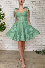 Green Sweetheart Homecoming Dress/Mini Dress with Appliques