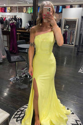 Sequined Yellow Mermaid Prom Dress with One Shoulder and Slit