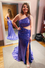 One Shoulder Royal Blue Sequined Prom Dress Featuring a Slit
