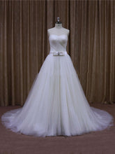Sweetheart Tulle Chapel Train Ball Gown Wedding Dress with Sashes/Ribbons