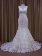 Elegant Beaded Trumpet/Mermaid V-neck Lace Court Train Wedding Dresses