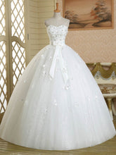 Sweetheart Tulle Ball Gown Wedding Dress with Sashes/Ribbons