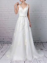 V-neck Tulle Court Train Wedding Dresses With Beading for Ball Gown Look