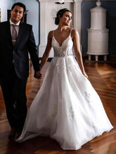 V-neck Tulle Sweep Train Wedding Dress with Appliques Lace for Ball Gowns