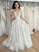 V-neck Tulle Sweep Train Wedding Dress with Appliques Lace
