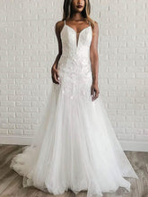V-neck Tulle Sweep Train Wedding Dress with Appliques Lace