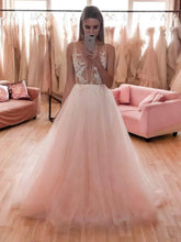 V-Neck Tulle Sweep Train Wedding Dress With Appliques Lace for Ball Gowns