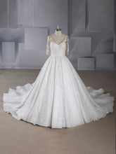 Elegant Ball Gown V-neck Tulle Court Train Wedding Dress With Beading