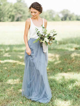 Elegant Tulle Scoop Neck A-line Floor-length Bridesmaid Dresses