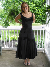 Beautiful A-line Satin Dress with Black Straps and Appliques for Mother of the Bride