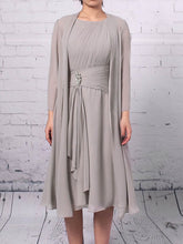 A-line Scoop Neck Chiffon Knee-length Ruffles Mother of the Bride Dress