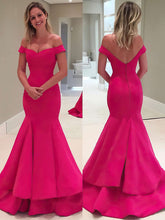 Elegant Off-the-shoulder Satin Prom Dresses with Tiered Trumpet/Mermaid Sweep Train