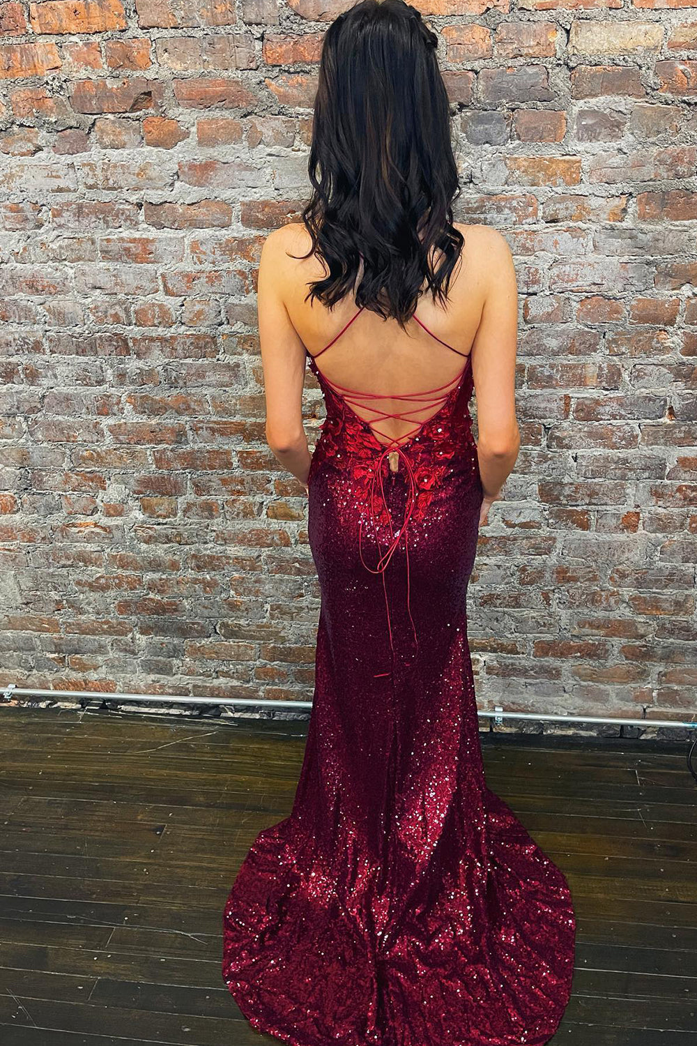 Sequined Burgundy Sheath Prom Dress with Spaghetti Straps and Appliques