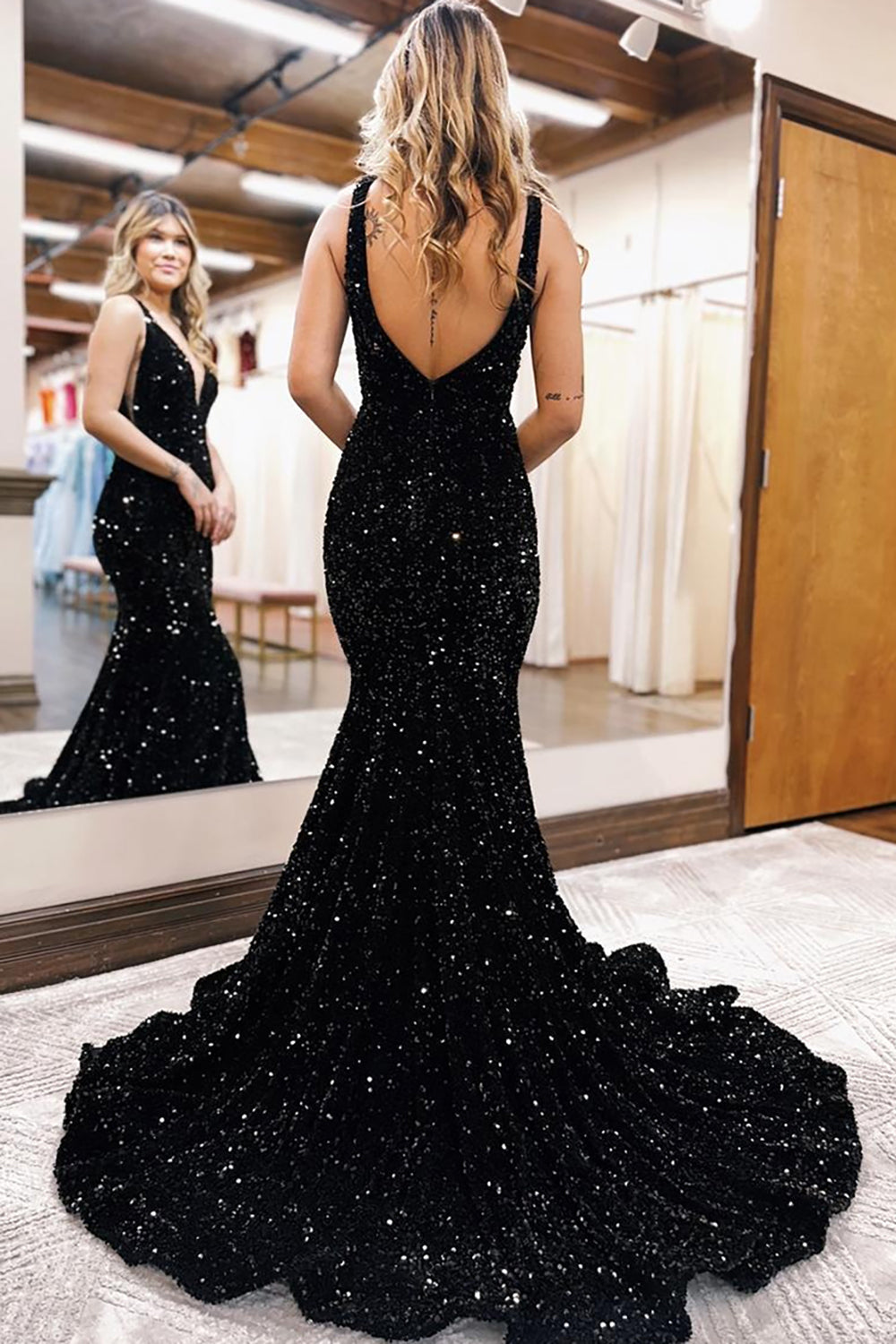 Deep V-Neck Black Mermaid Prom Dress with Sparkly Sequins