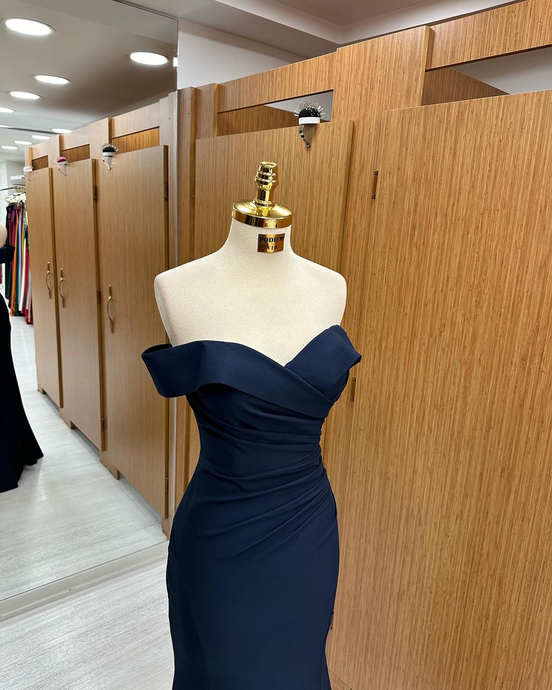 Off the Shoulder Strapless Long Mermaid Formal Dress Black Sleeveless