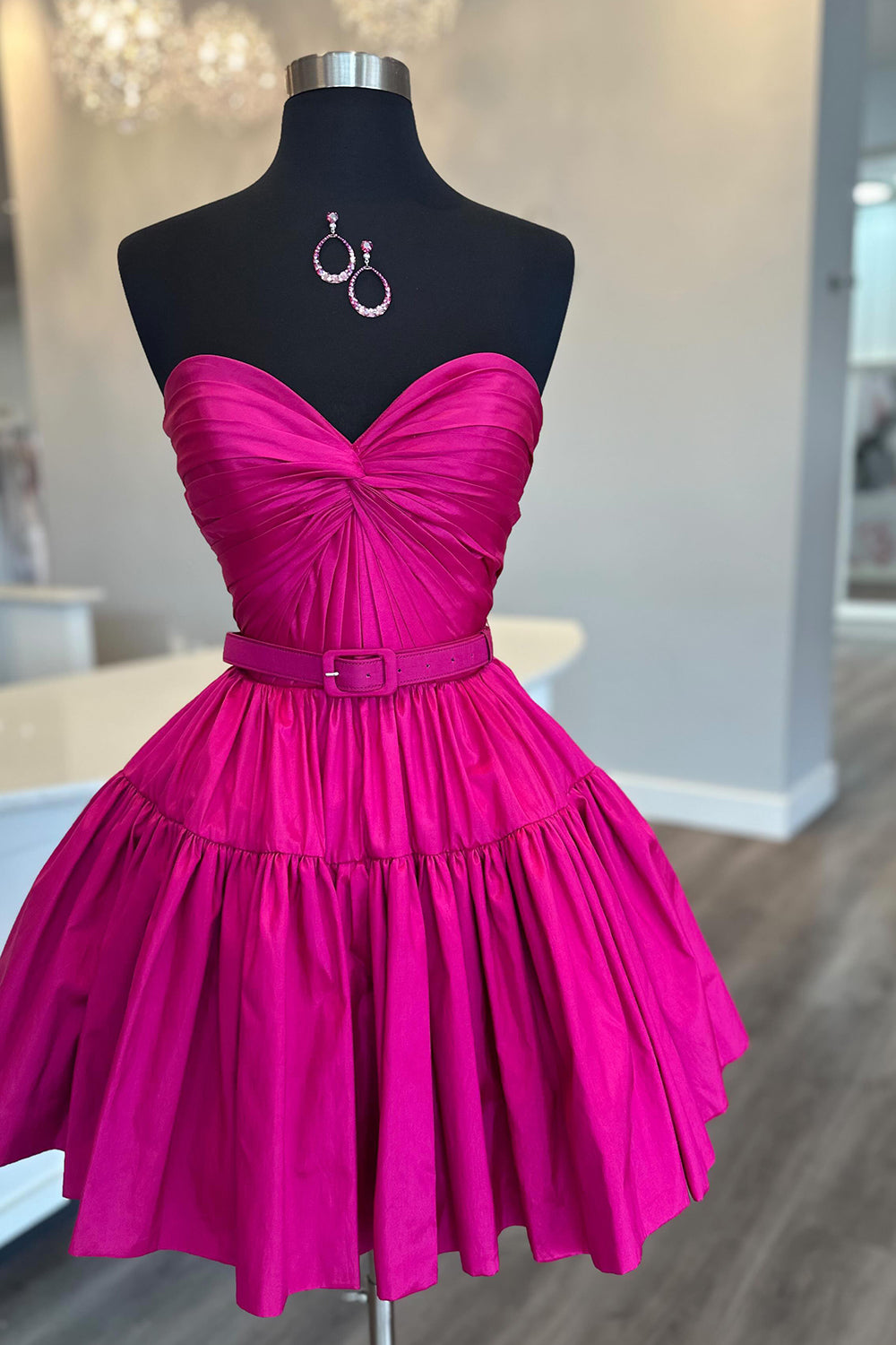 A-Line Fuchsia Sweetheart Pleated Short Homecoming Dress/Mini Dress with Belt