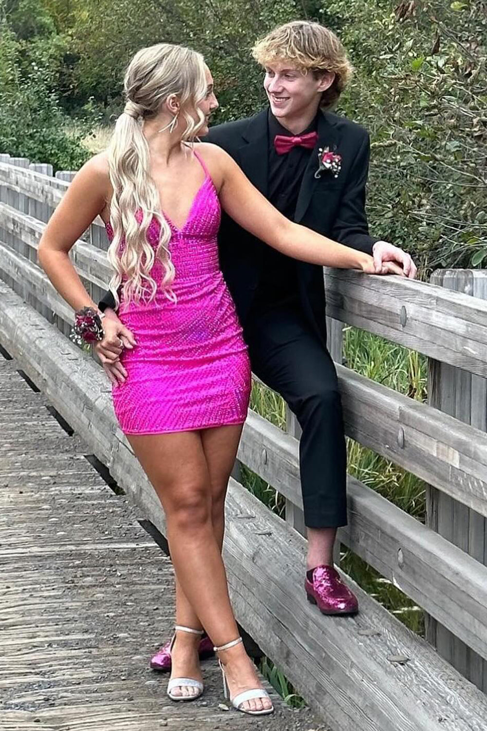 Sparkly Black Beaded Lace-Up Back Tight Short Homecoming Dress/Mini Dress