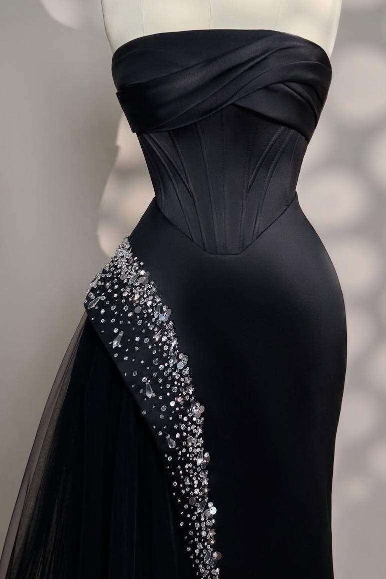 Chic Strapless Sleeveless Long Formal Dress With Beading Tulle
