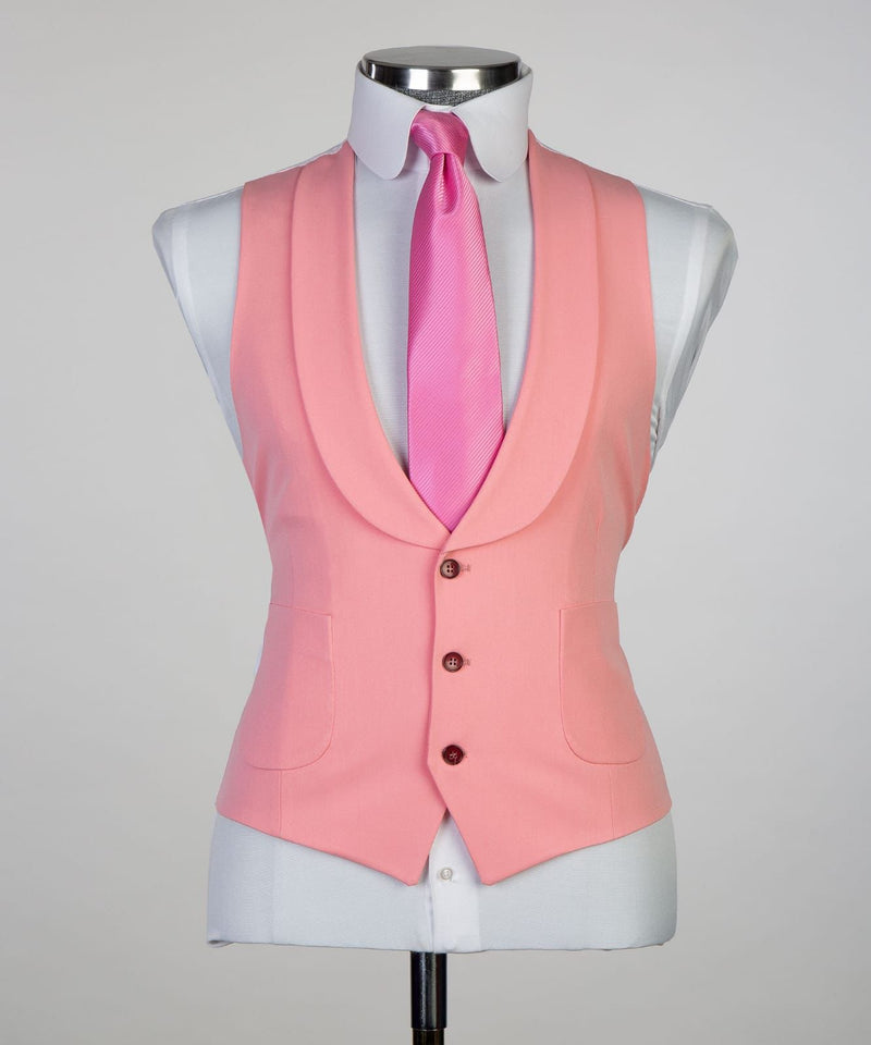 Fashion Pink Three-Piece Best Wedding Suits for Groom with Peaked Lapel