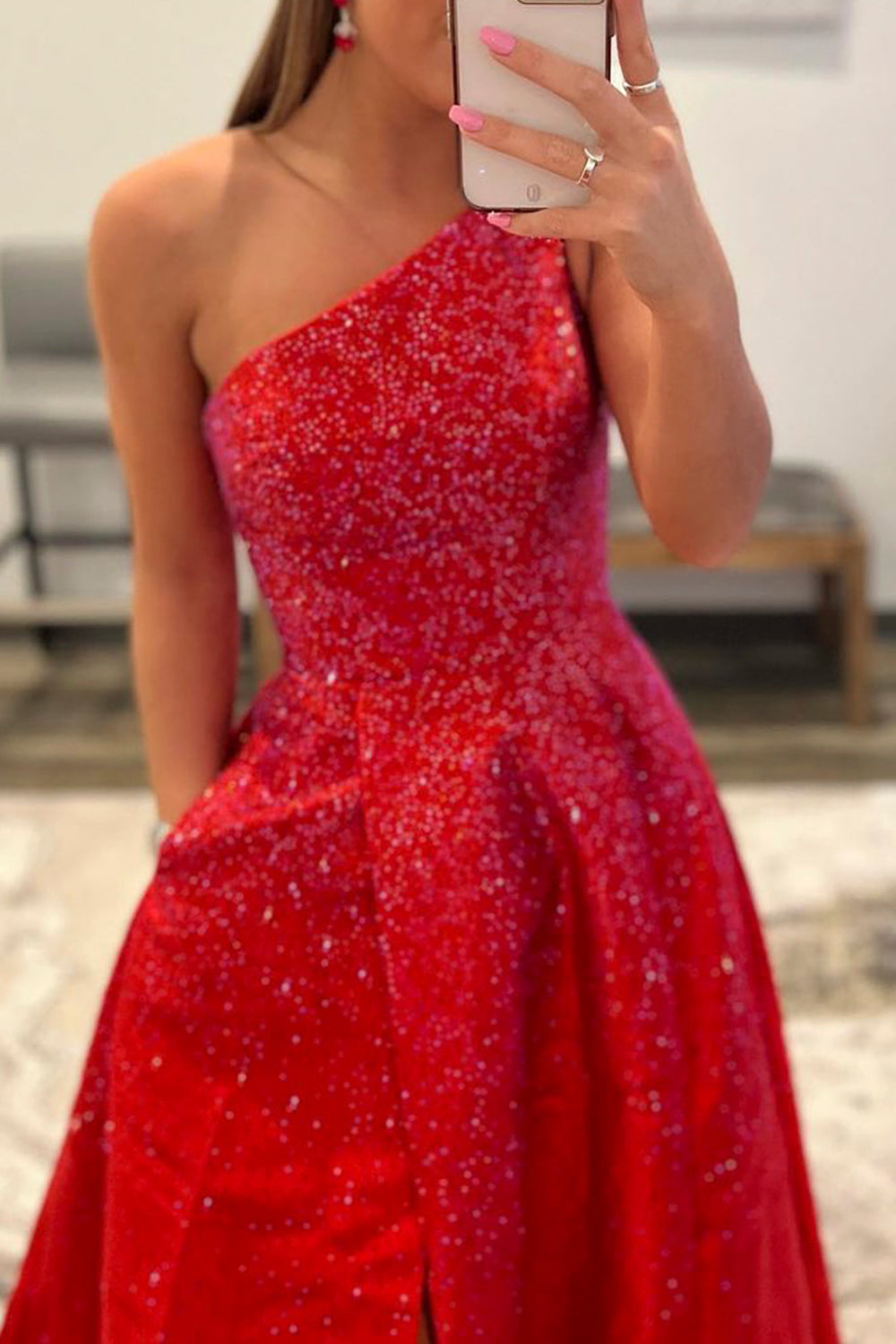Prom Dress in Red with One Shoulder and Slit