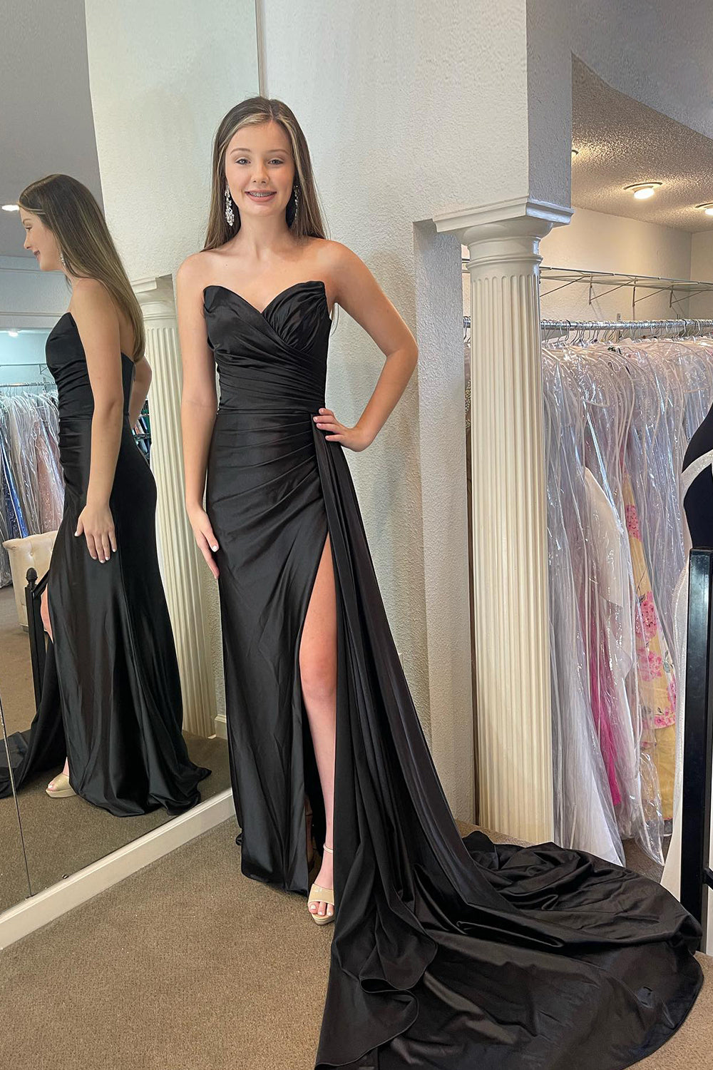 Feathered Long Red Prom Dress