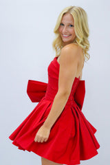 A-Line Green Strapless Satin Short Homecoming Dress/Mini Dress with Bowknot