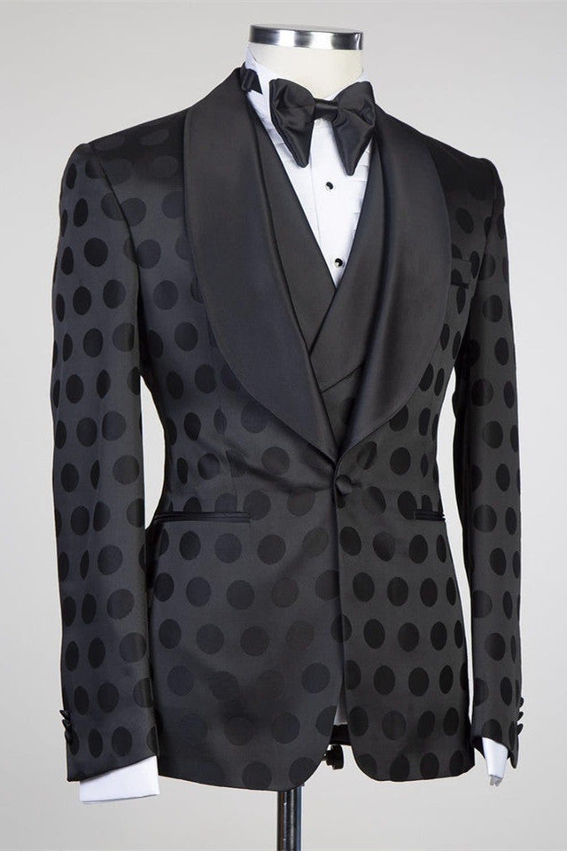 Handsome Three-Piece Shawl Lapel Formal Suit for Prom with Black Pattern