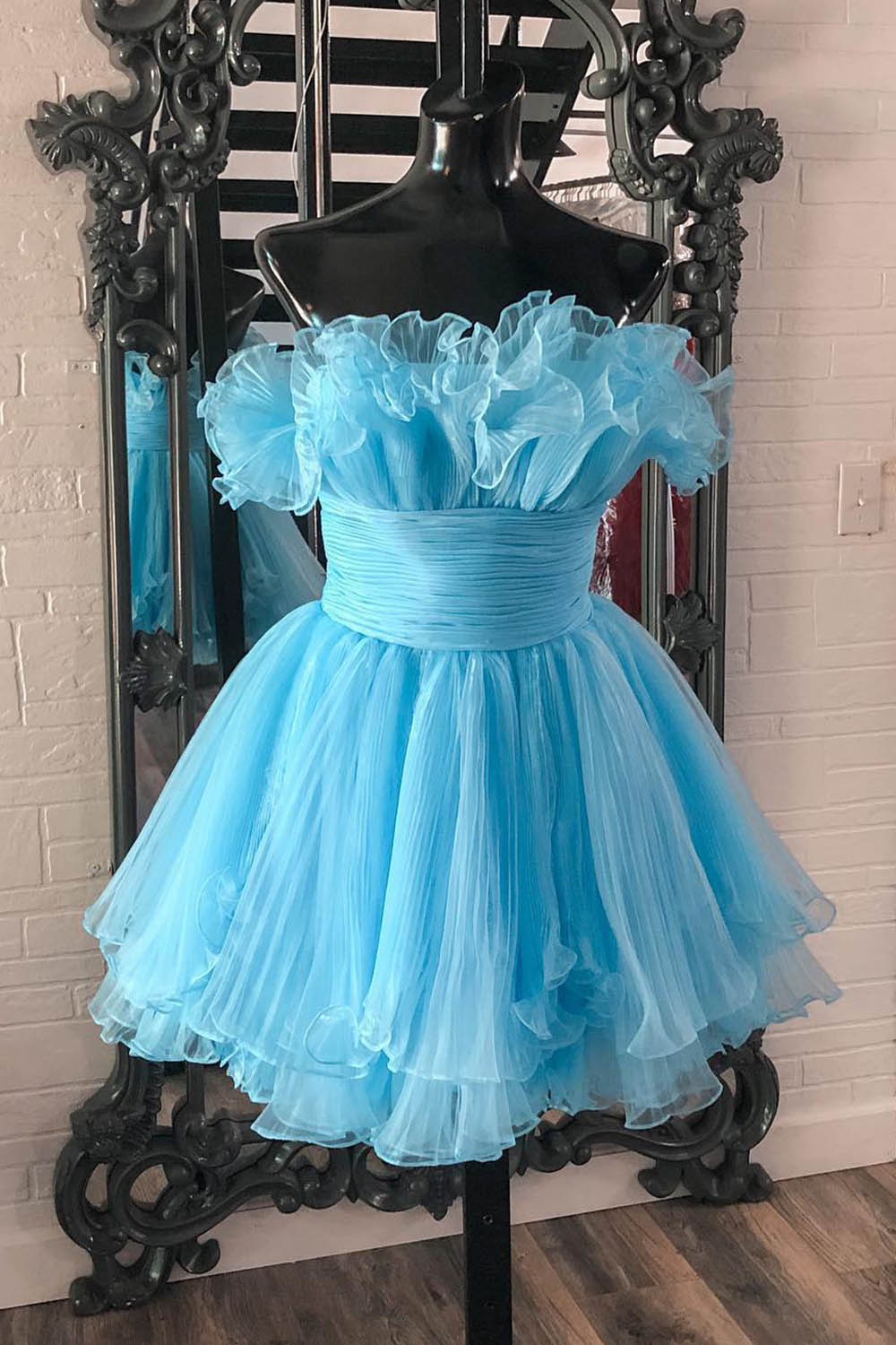 Fluffy Blue A-Line Strapless Ruffled Short Homecoming Dress/Mini Dress