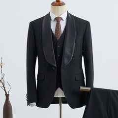 Elegant Slim-Fit Three-Piece Custom Wedding Suit for Grooms