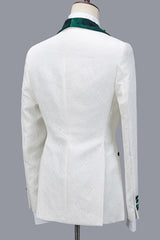 Jeffery Fashion Green Lapel Three-Piece White Wedding Suit with Jacquard